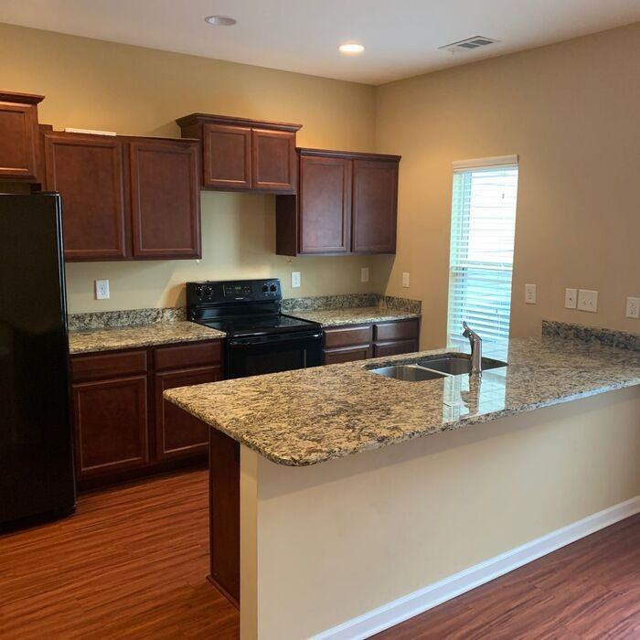 822 Lower Park Pl #822 - Photo 4 of 20