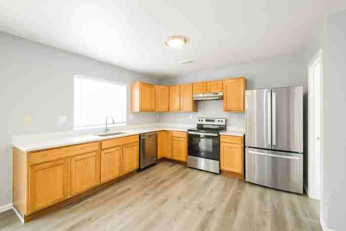 4804 Lisbon St - Photo 7 of 17