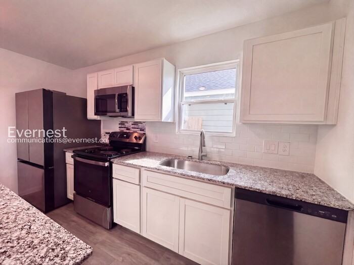 16435 Valerie Marie Pl - Photo 3 of 24