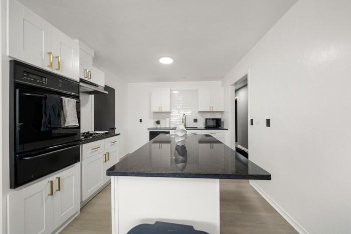 5800 Nw 45th St #1 - Photo 6 of 25