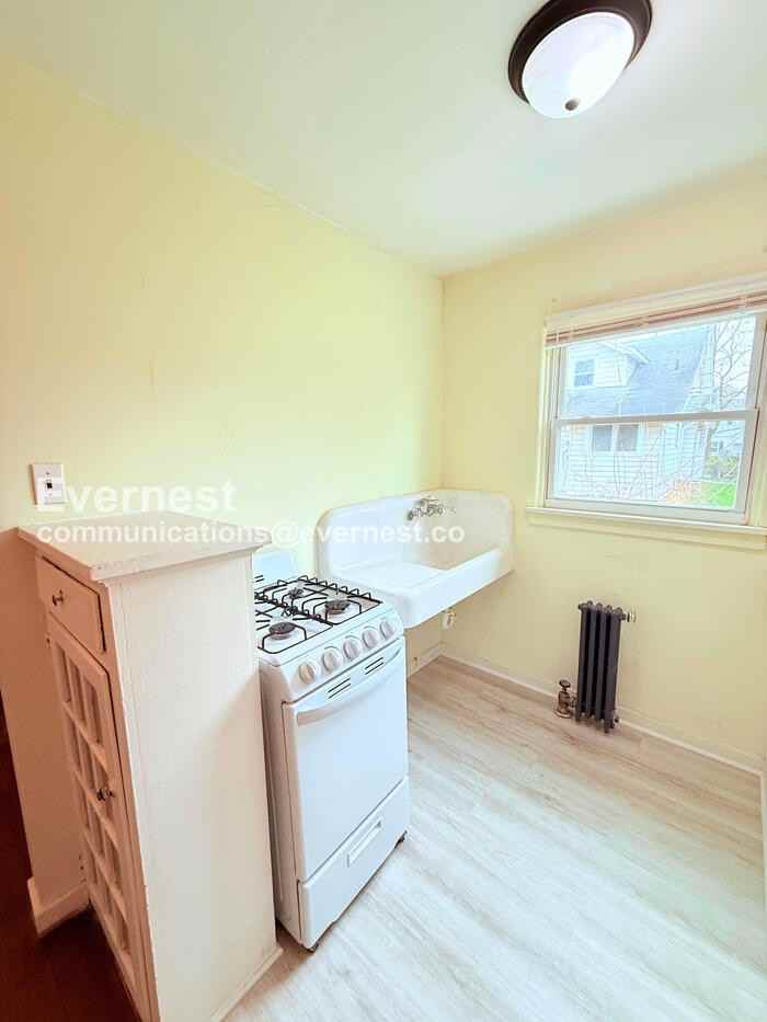 3812 Drexel Dr #2 - Photo 2 of 23