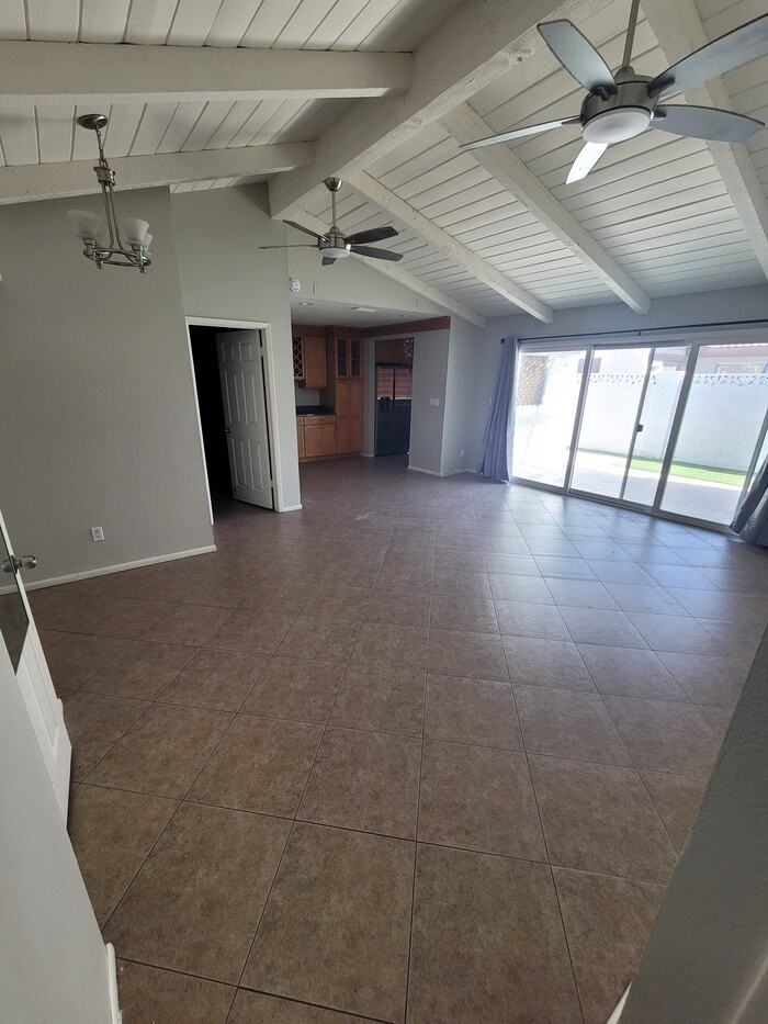 8743 E Via De La Luna - Photo 2 of 14