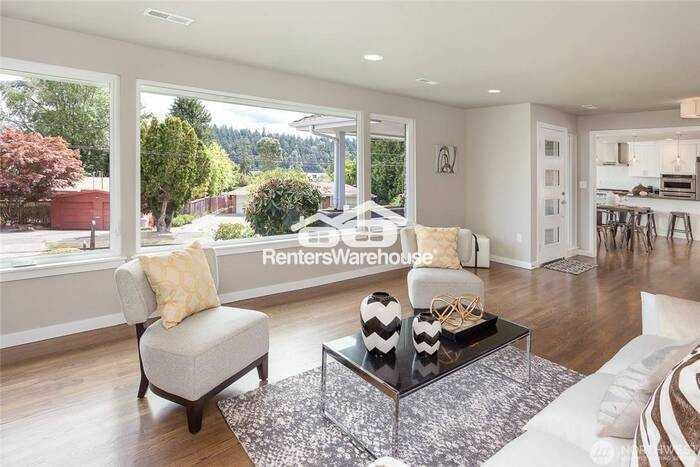 5019 57th Ave S - Photo 4 of 19