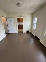 featured image of 633 Brown St #4