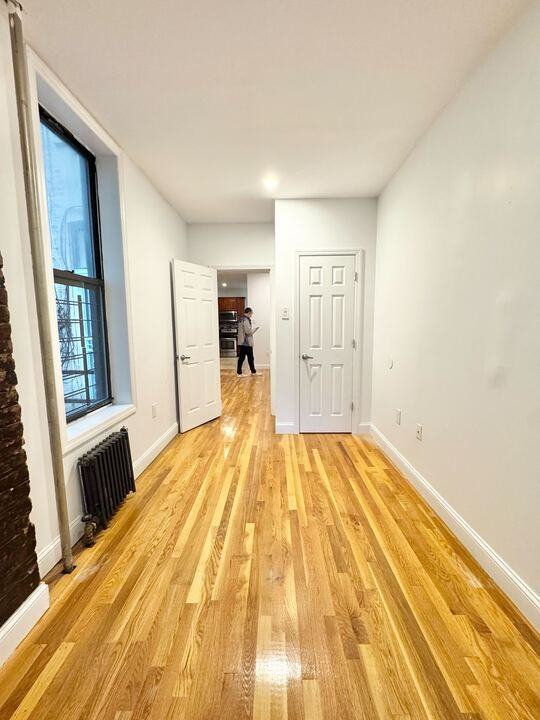 344 Gates Ave #2 - Photo 3 of 4