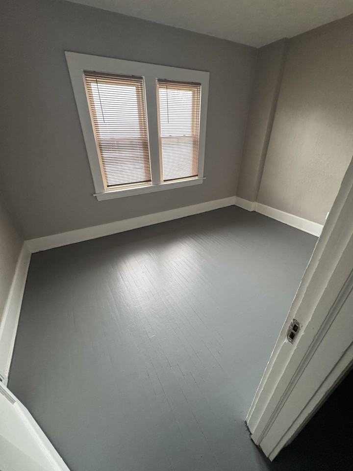 633 Brown St #3 - Photo 7 of 8