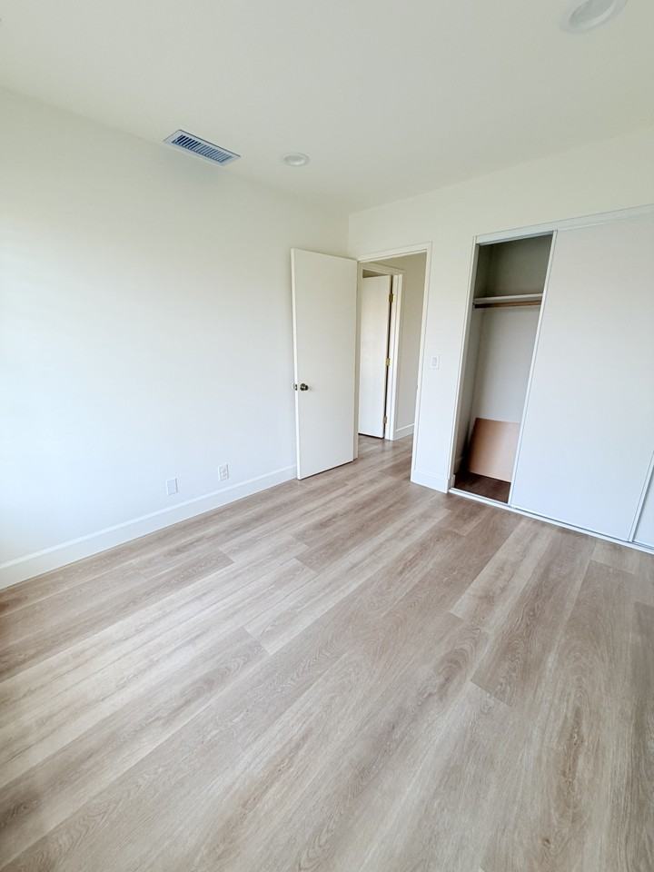 8200 Ginnis Grn - Photo 2 of 19