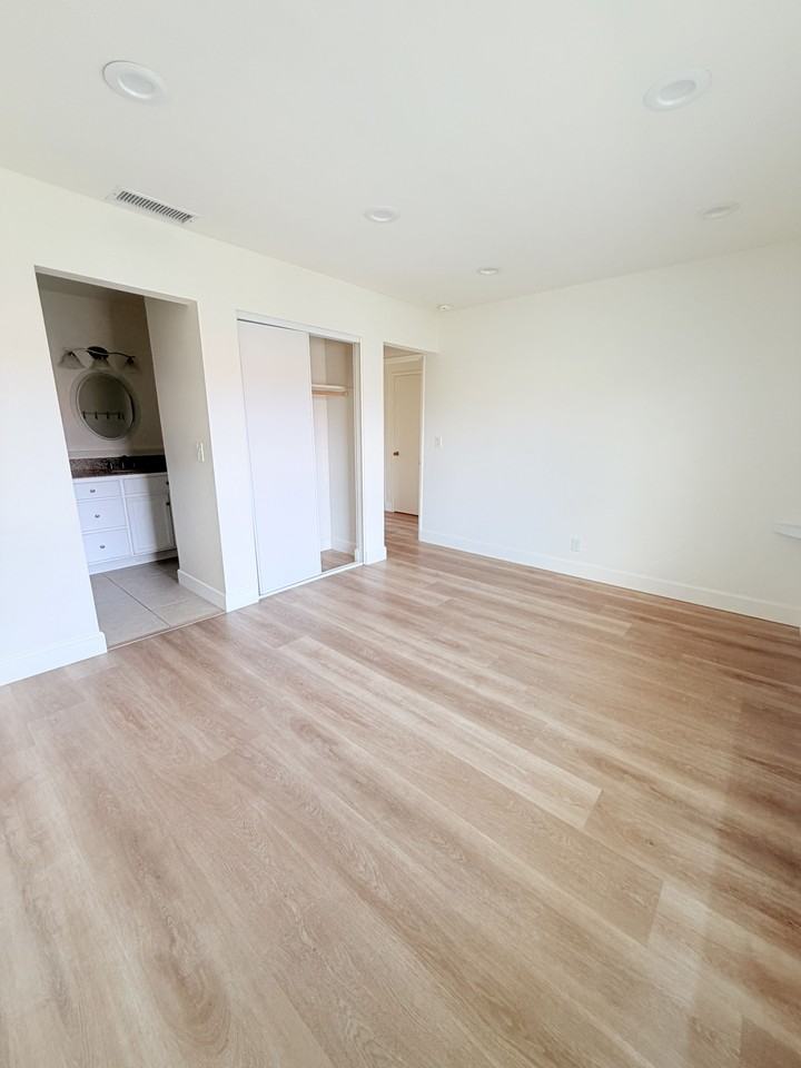 8200 Ginnis Grn - Photo 3 of 19