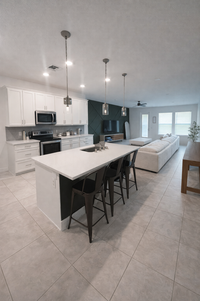 8659 Escue St #8659 - Photo 4 of 41