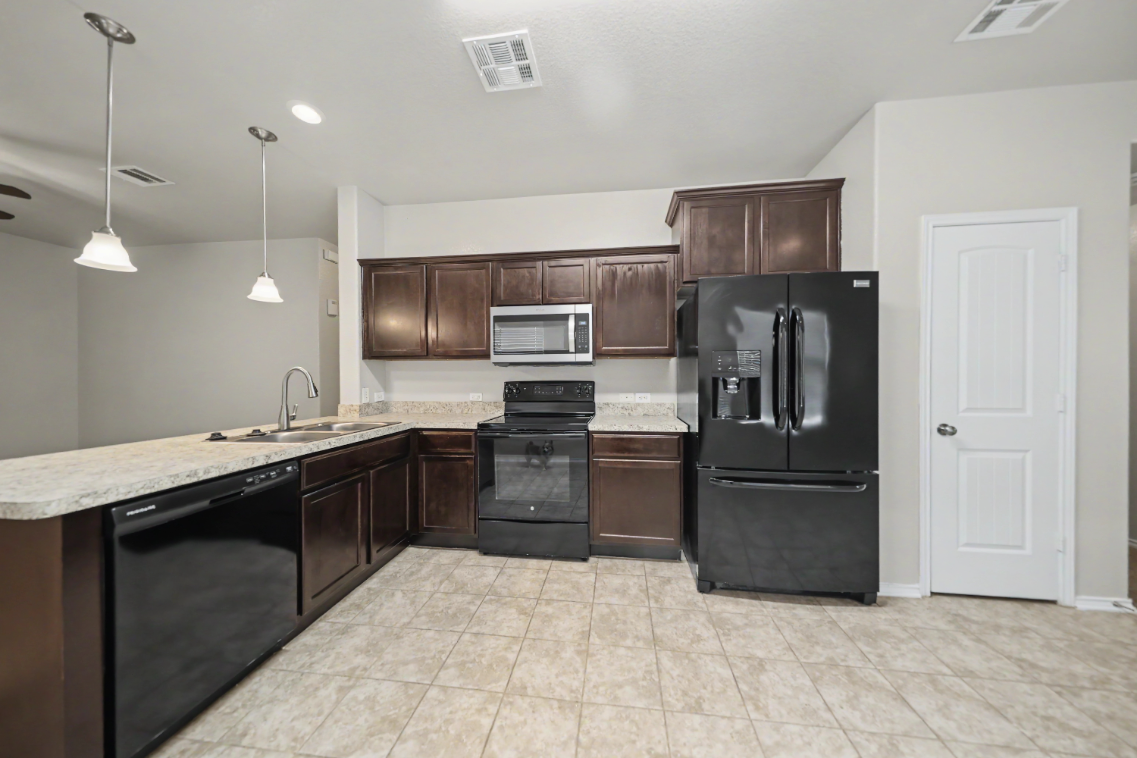 244 Circle Way #NA - Photo 5 of 23