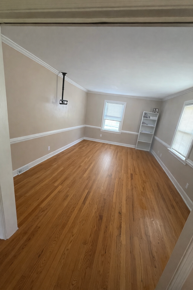 3225 Ridgecrest Dr #NA - Photo 4 of 17