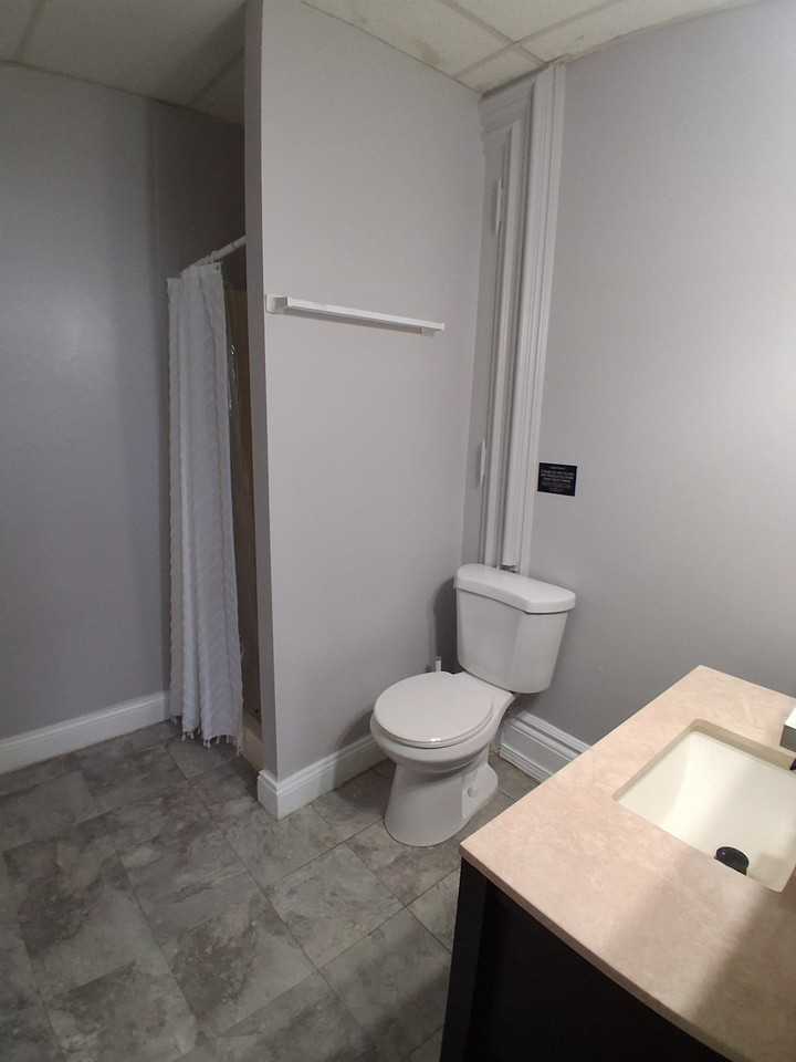 76 Silver Ln #76B - Photo 7 of 12