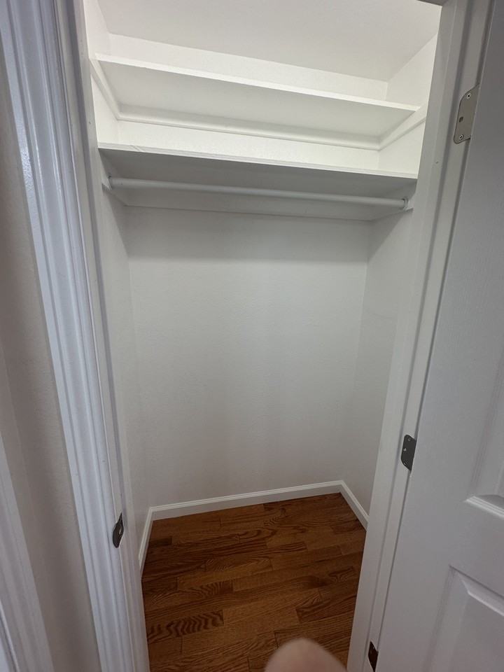 Fullington St #4027 - Photo 6 of 9