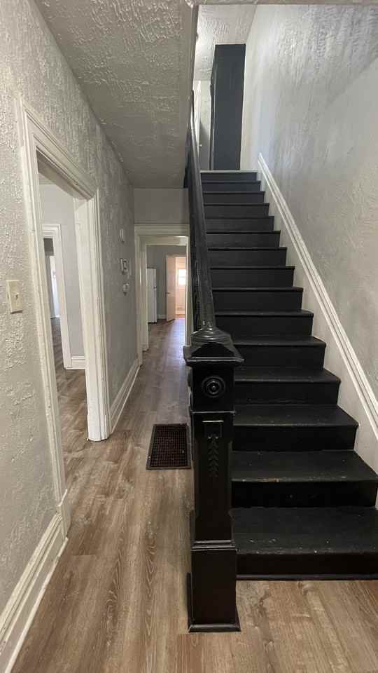 226 Lobinger Ave #NA - Photo 5 of 36