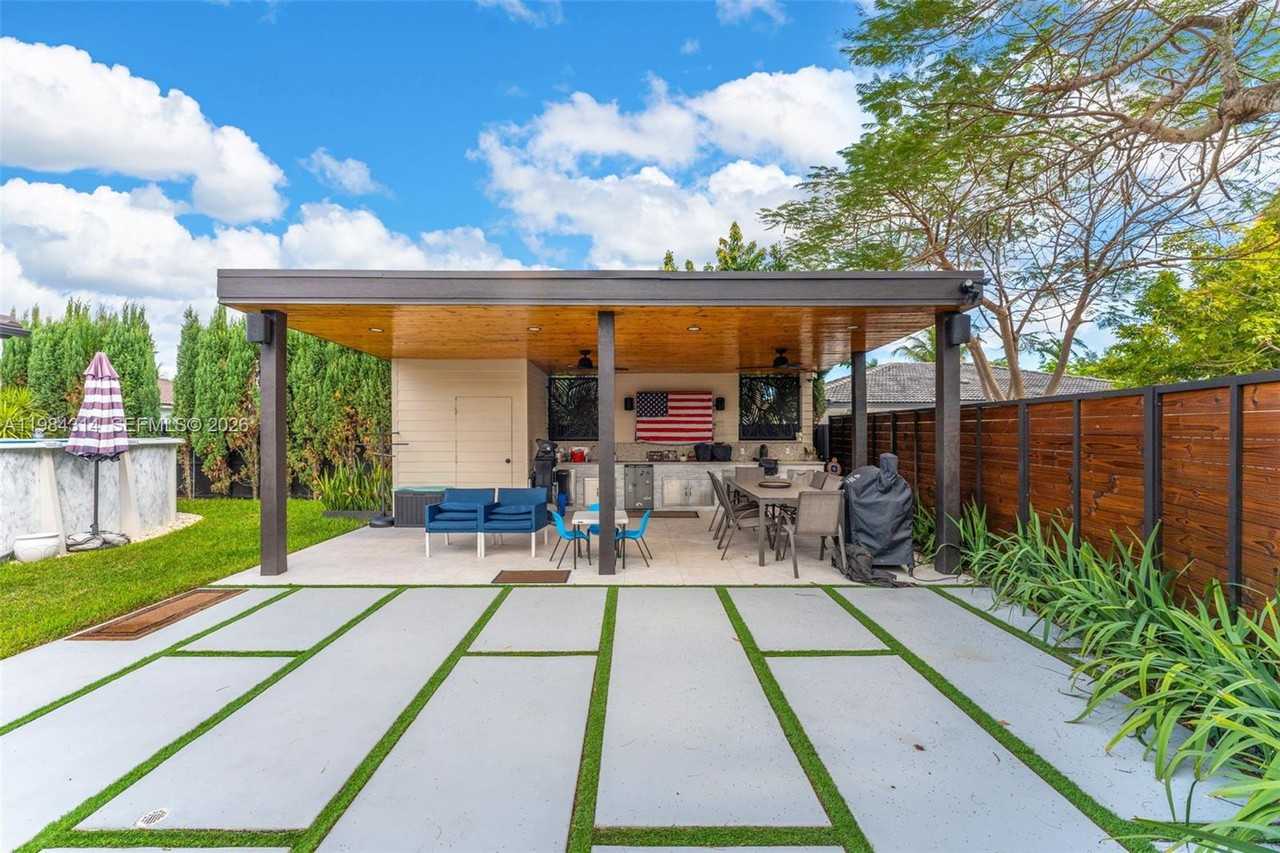 Sw 114th Ct #NA - Photo 6 of 19