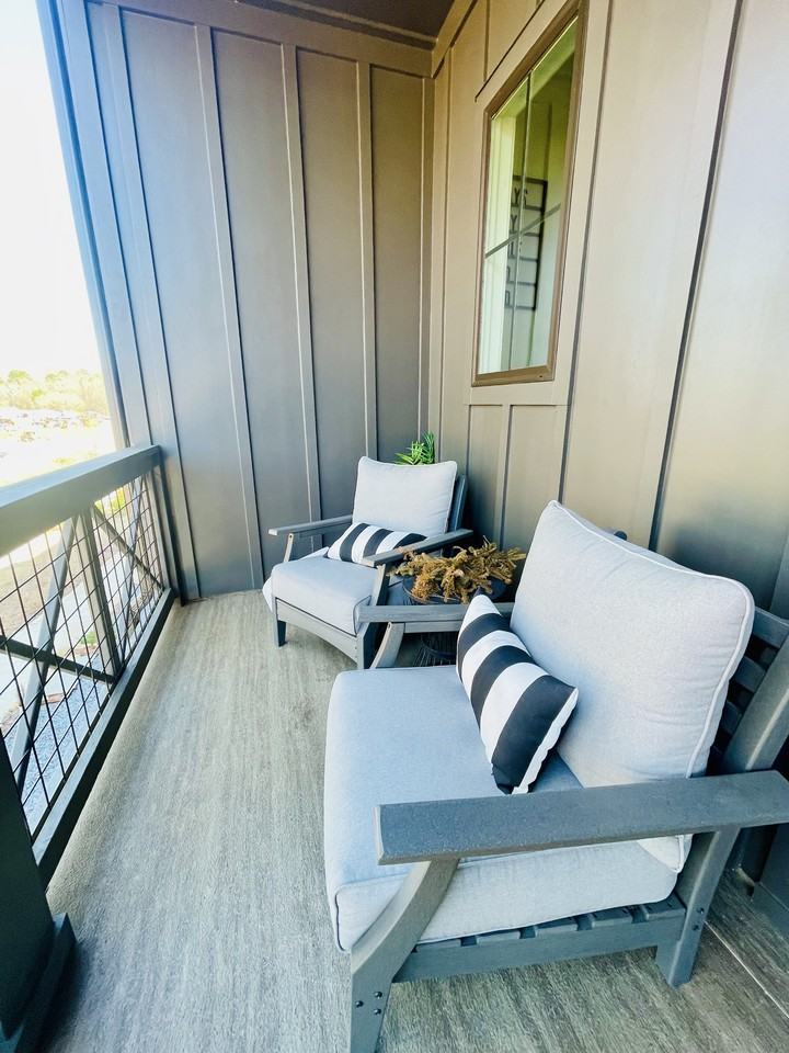 Firefly Cir #115 - Photo 6 of 32