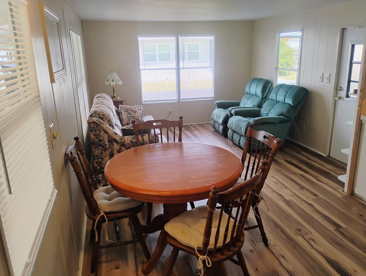 37112 Sandra Ave #NA - Photo 2 of 4