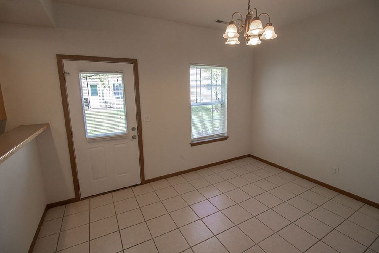 5000 Derby Ridge Dr #208 - Photo 6 of 26