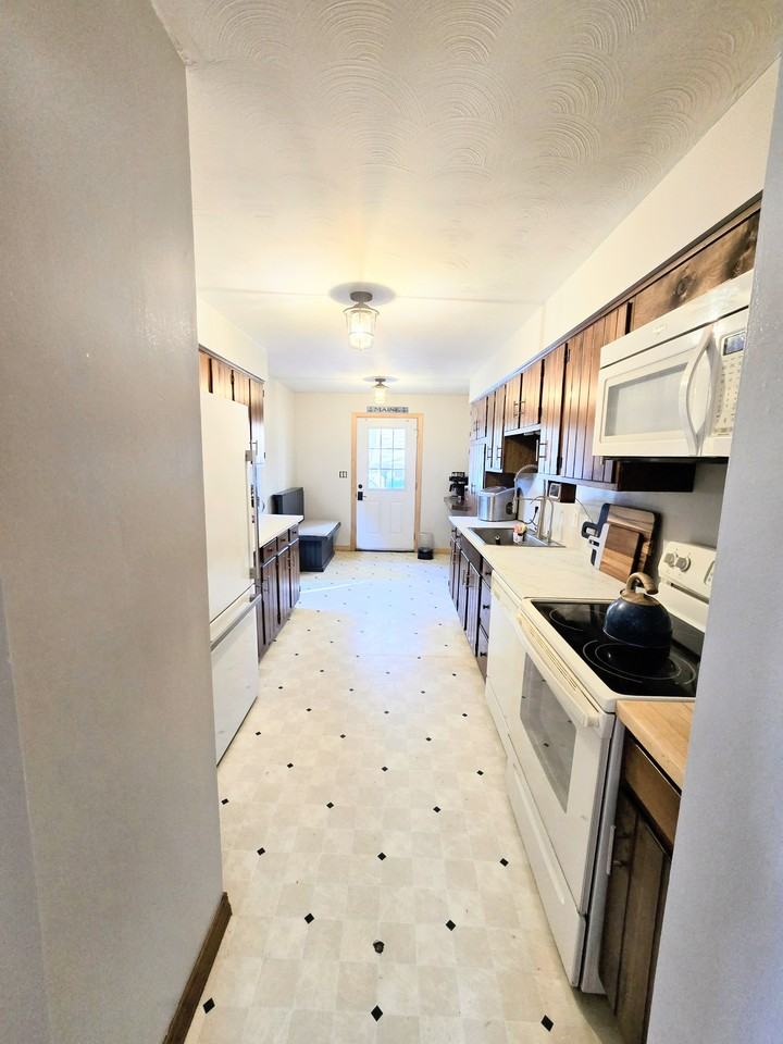 60 Touisset Point Rd #NA - Photo 7 of 12