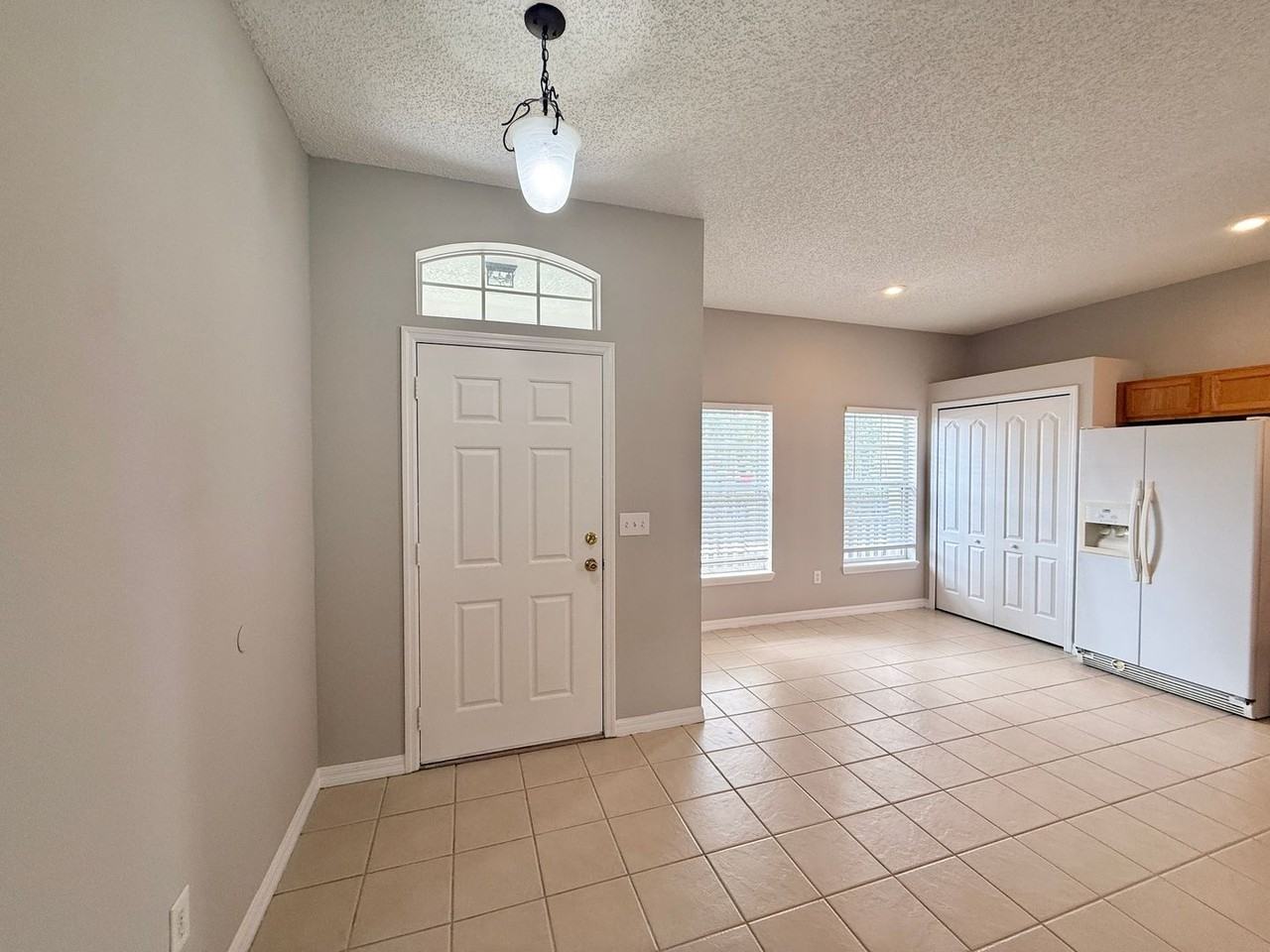 4767 Waterside Pointe Cir - Photo 2 of 21