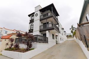 featured image of 259 Avenida Granada