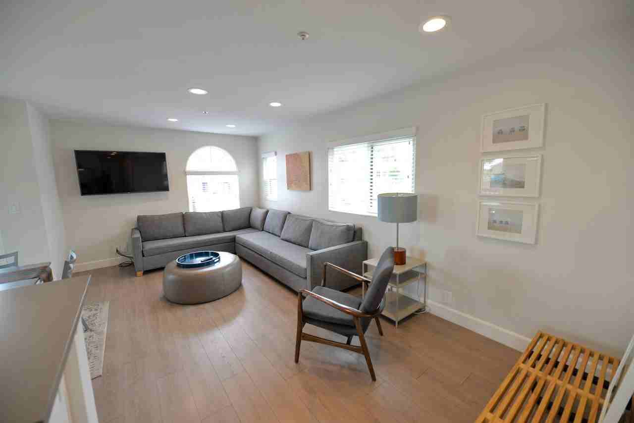 259 Avenida Granada - Photo 4 of 23