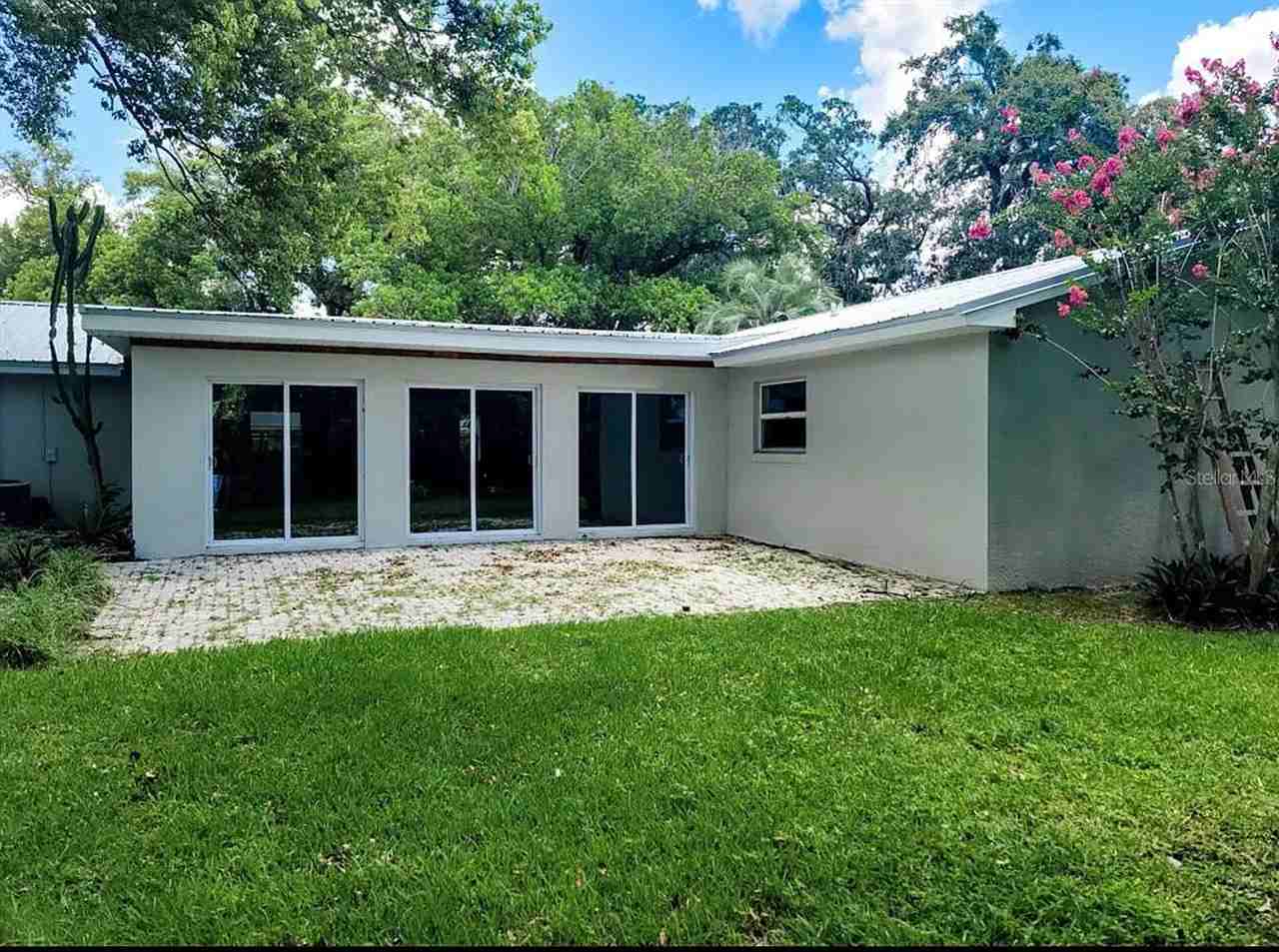 3100 Lake Arnold Pl - Photo 3 of 28