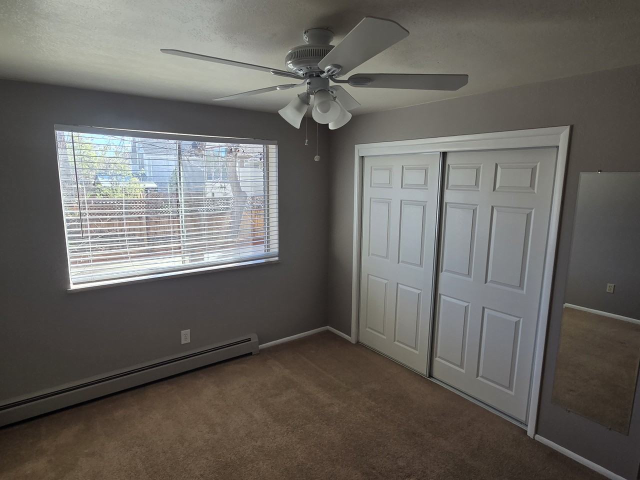 WPARK APARTMENTS - Photo 5 of 11