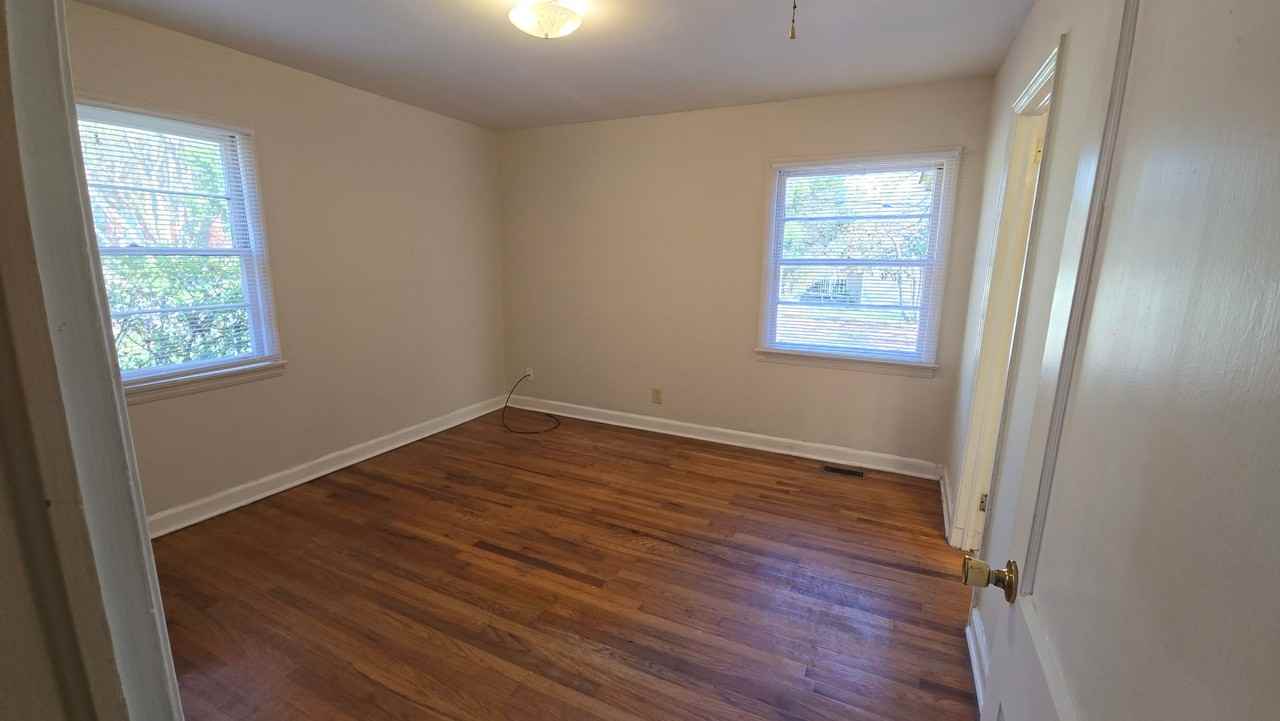 2821 Ashton St - Photo 7 of 18