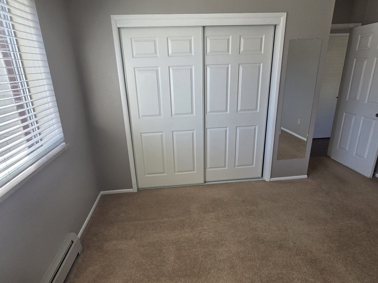 WPARK APARTMENTS - Photo 6 of 11