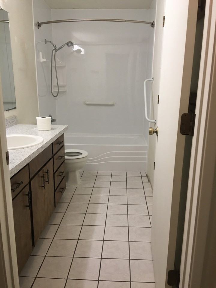 314 Vincent St - Photo 6 of 13