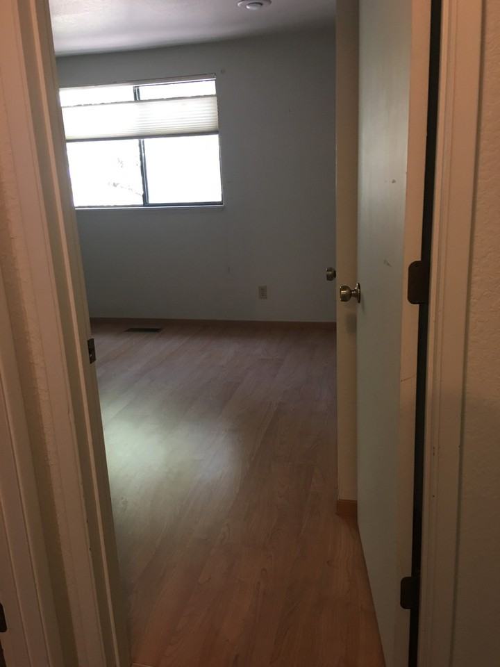 314 Vincent St - Photo 7 of 13