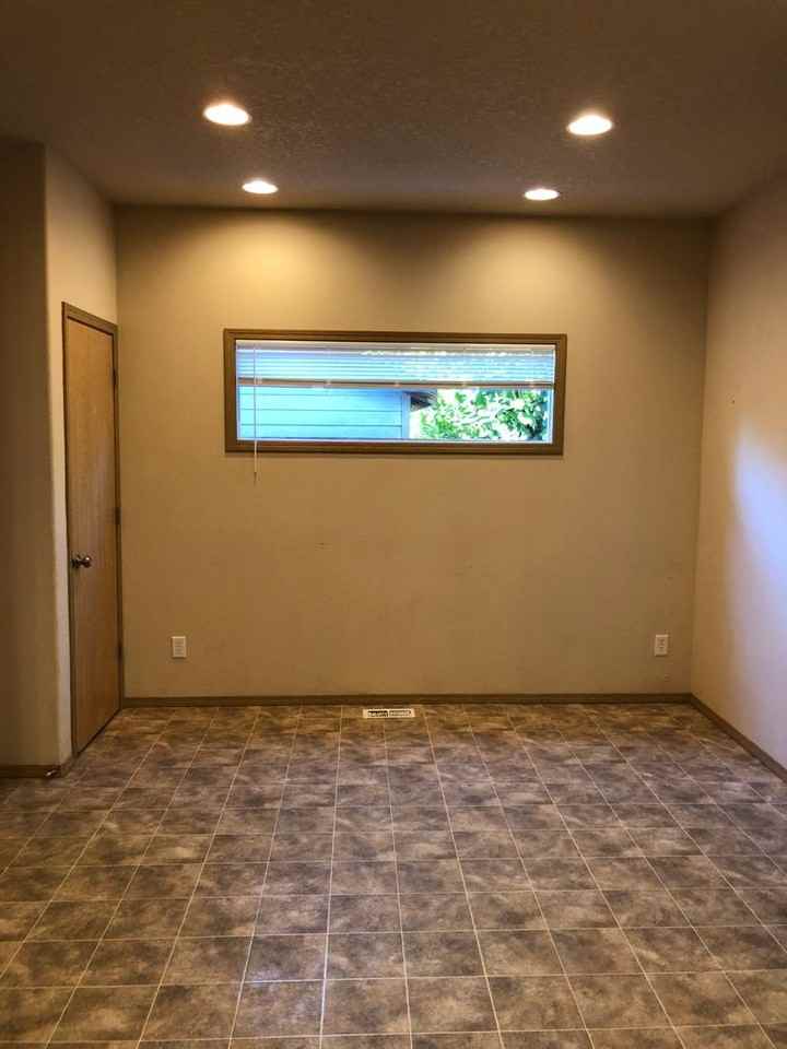 1103 Nw 27th St - Photo 7 of 22