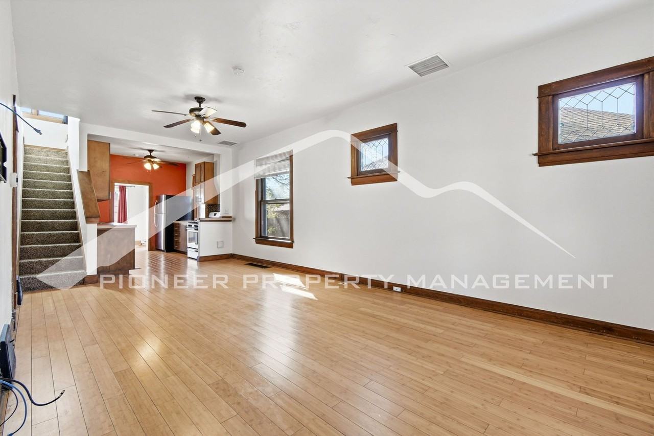 4142 Knox Ct - Photo 3 of 29