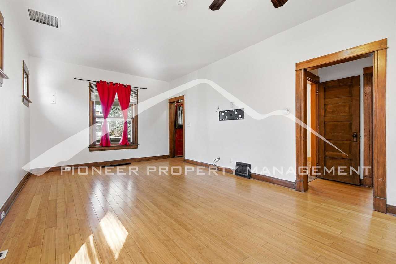 4142 Knox Ct - Photo 5 of 29