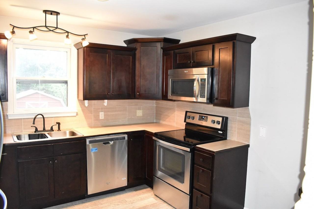 901 S 14th St - Photo 3 of 28