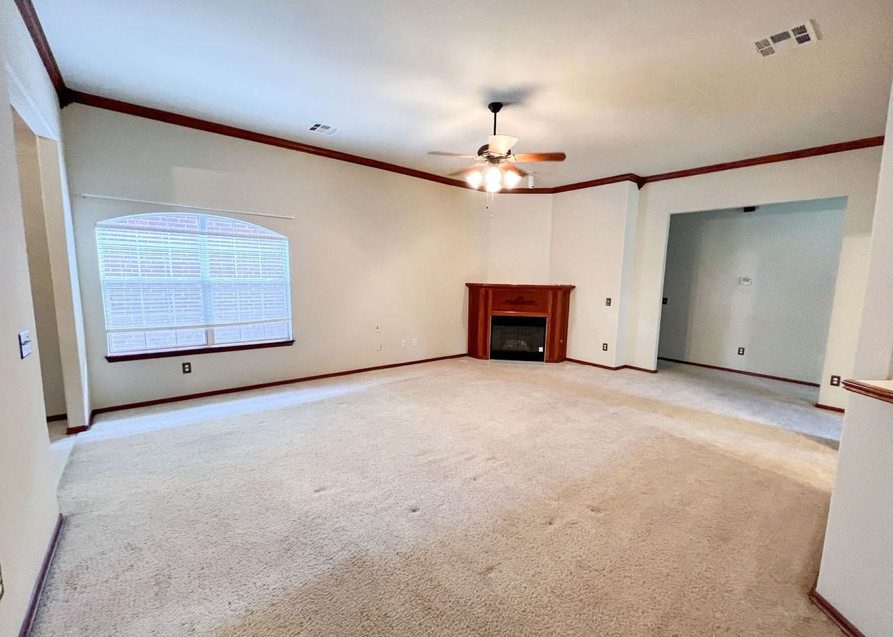 3800 E Ridge Pointe Cir - Photo 5 of 24