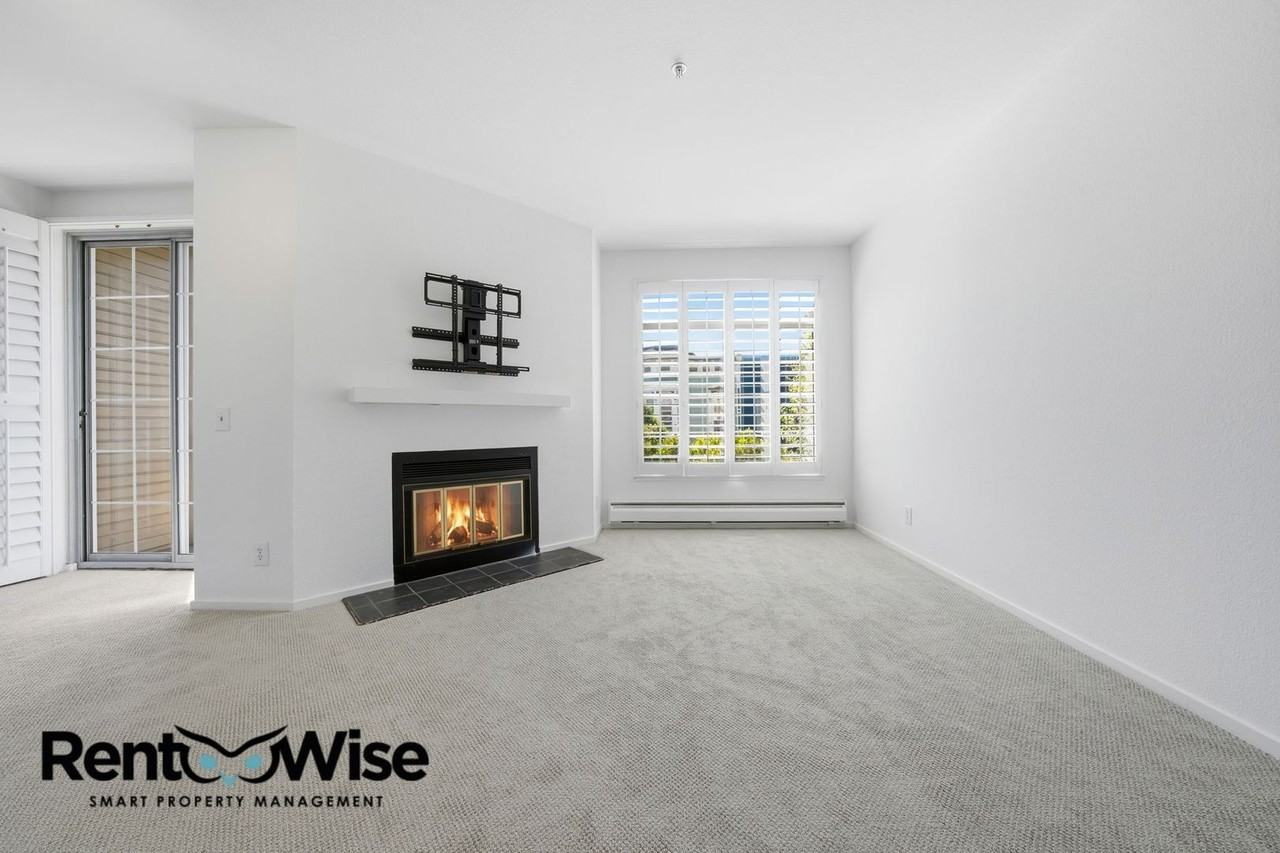 2060 Sutter St #303 - Photo 7 of 36