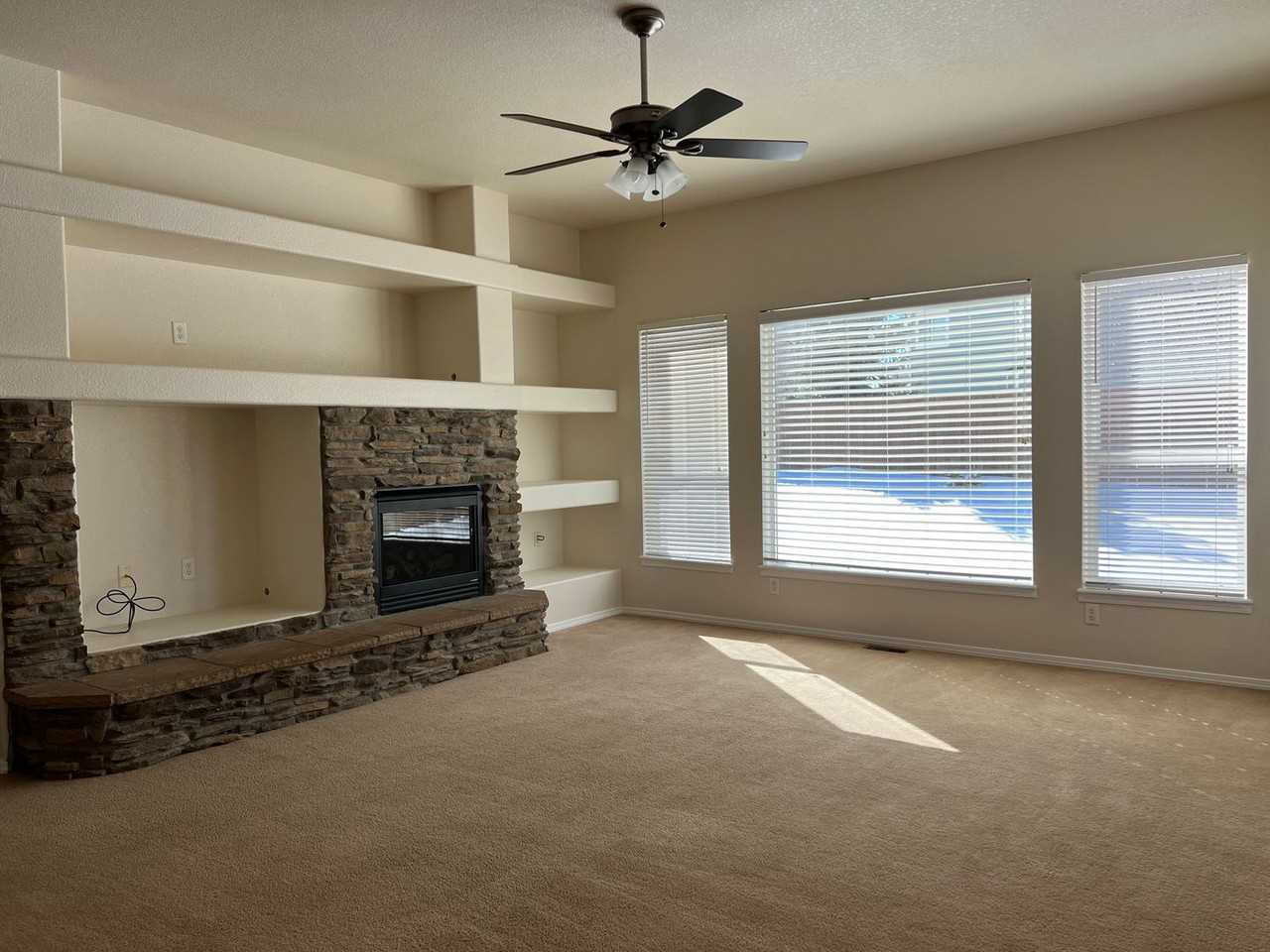 9986 Kings Canyon Dr - Photo 6 of 22