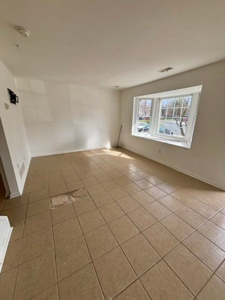 68 Village Dr - Photo 2 of 16