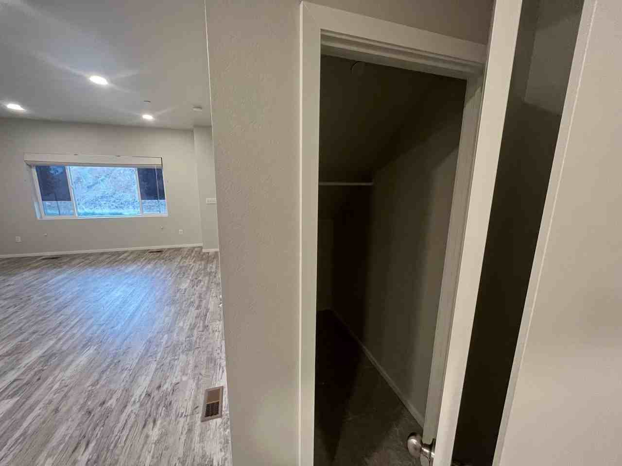 2720 Barnstormer St #5 - Photo 7 of 27