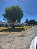 featured image of 1100 S Pearl St