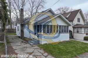 featured image of 936 Stocker Ave