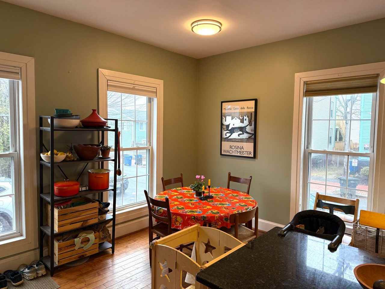 119 Brackett St - Photo 6 of 23