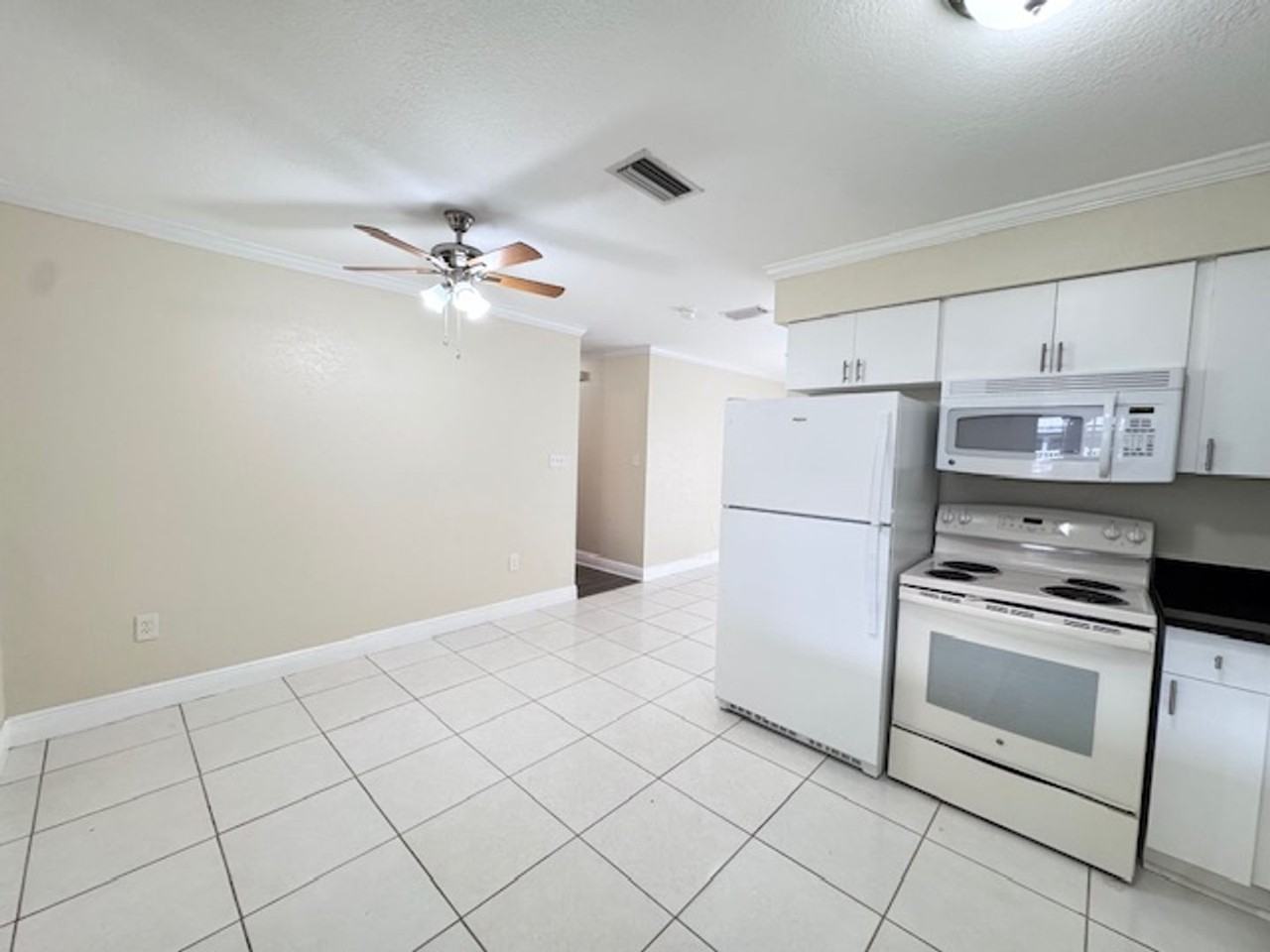 514 Bahia Track Ct - Photo 3 of 26