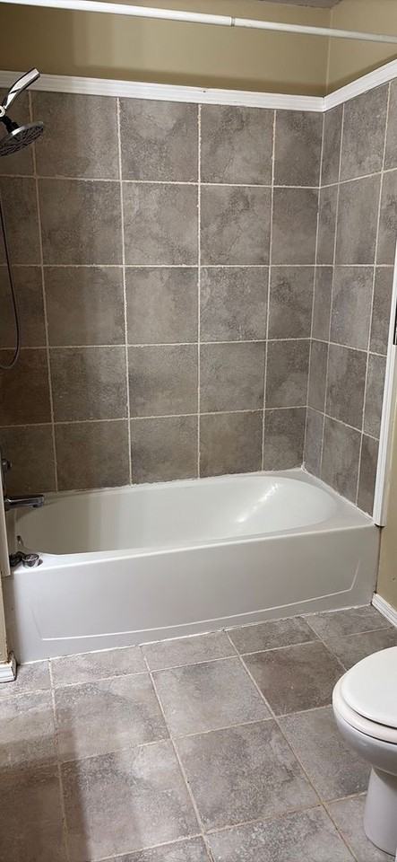 423 S Fillmore St - Photo 3 of 8