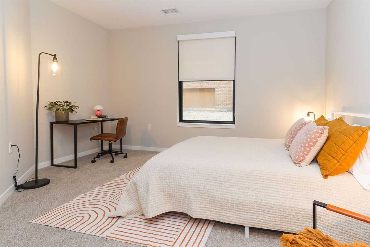 The Fitz - Photo 5 of 23