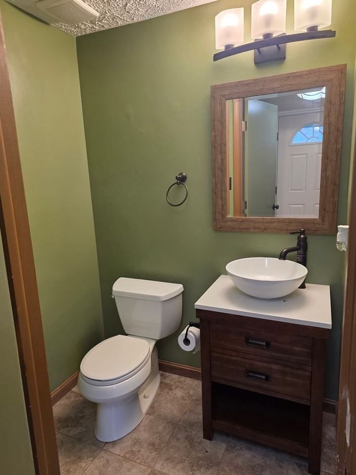 7746 Kidwell Ct - Photo 5 of 26