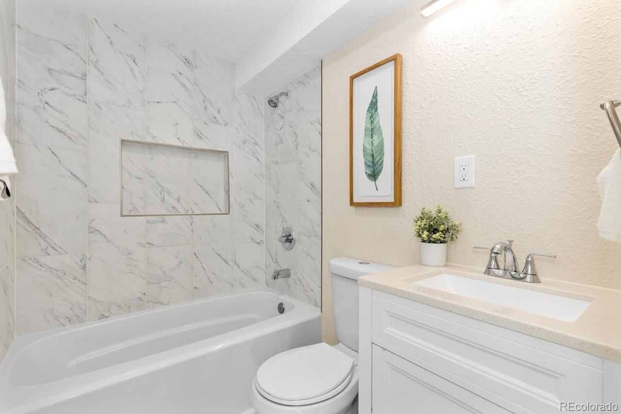 3477 S Bryant St - Photo 4 of 24