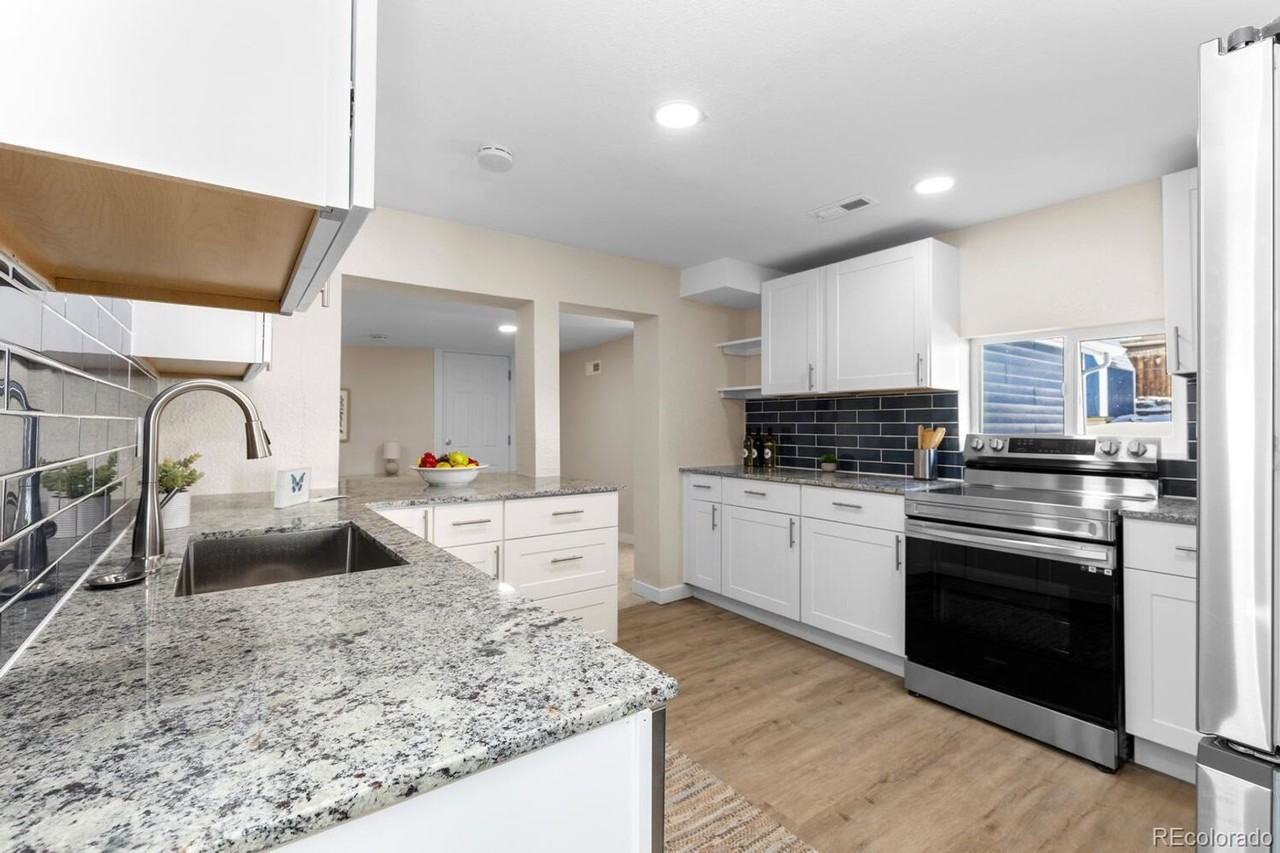 3477 S Bryant St - Photo 5 of 22